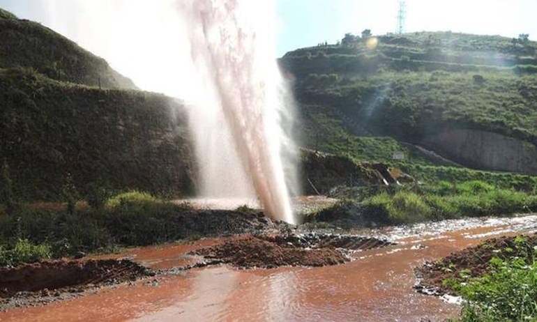 Leia mais sobre o artigo Mineroduto se rompe, despeja minério e atinge manancial de água em Santo Antônio do Grama