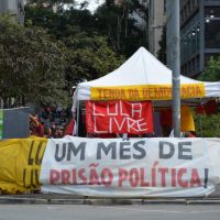 30 dias sem Lula Livre