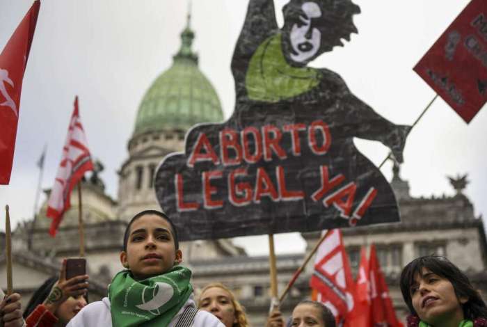 Read more about the article Legalizar o aborto não aumenta a prática