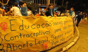 Read more about the article Ato por legalização do aborto em Belo Horizonte