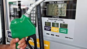 Read more about the article Gasolina tem aumento de 2,25% nas refinarias