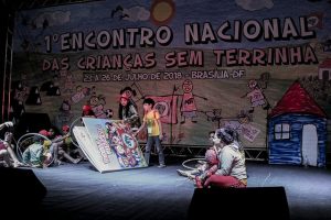 Read more about the article Crianças sem terrinha criticam cortes na educação em Encontro Nacional