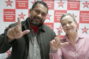 Leia mais sobre o artigo PT vai “registrar Lula junto com o povo”, afirma Gleisi