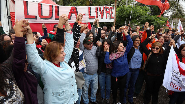 Leia mais sobre o artigo Movimentos populares convocam militância para solidariedade a Lula