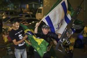 Leia mais sobre o artigo Ao mudar embaixada para Jerusalém, o Brasil corre risco de isolamento