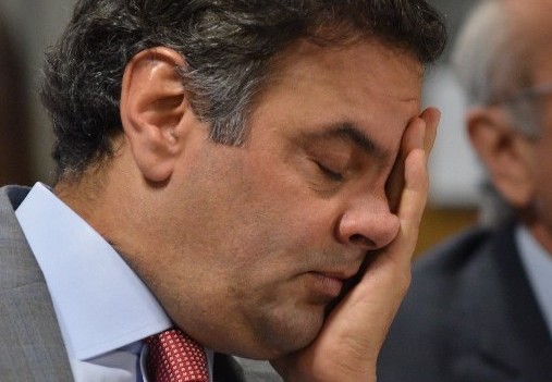 Leia mais sobre o artigo PF CUMPRE MANDADOS DE BUSCA E APREENSÃO EM IMÓVEIS DE AÉCIO NEVES