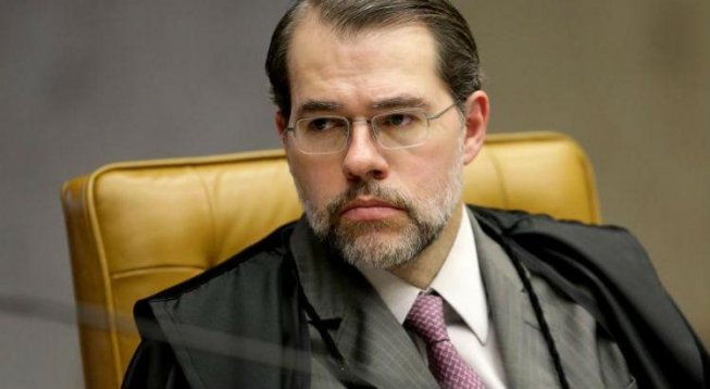 Leia mais sobre o artigo Dias Toffoli veta liminar que poderia libertar Lula: abaixo o autoritarismo judiciário