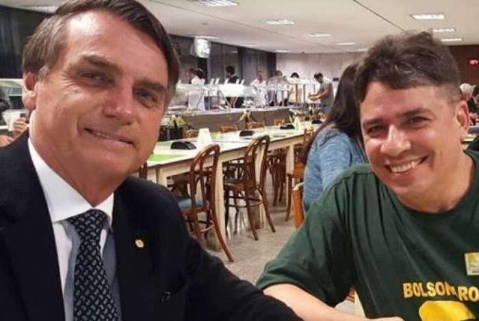 Leia mais sobre o artigo Nomeação de apadrinhados testa promessas de Bolsonaro