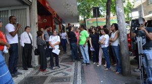 Read more about the article Servidores protestam em BH contra fechamento da Justiça do Trabalho
