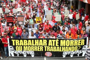 Read more about the article Centrais chamam Assembleia Nacional nesta quarta (20) contra Reforma da Previdência