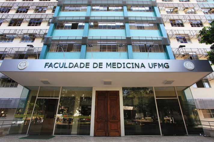 Read more about the article Faculdade de Medicina da UFMG oferece curso na área da saúde