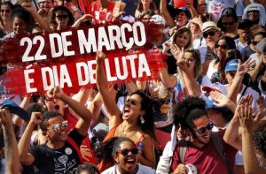 Read more about the article Rumo à greve geral: 22 de março é dia de luta contra a reforma da Previdência