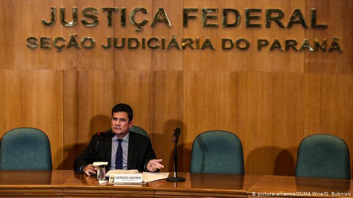Read more about the article “Para prender corruptos, foi necessária muita corrupção”, afirma Moro