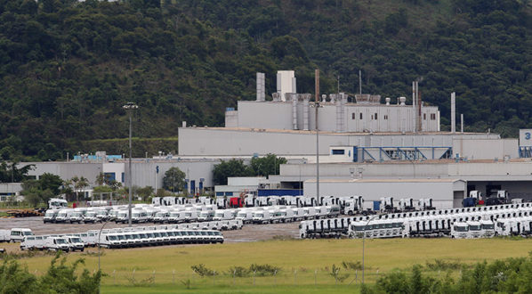 Leia mais sobre o artigo Efeito Bolsonaro: Mercedes fecha fábrica em Minas