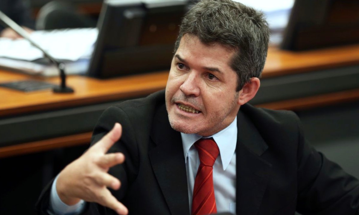 Read more about the article “Eu vou implodir o presidente”, diz líder do PSL na Câmara em áudio