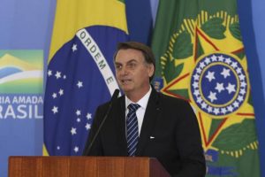 Read more about the article Na surdina, Bolsonaro assina decreto que cria máquina de vigilância de brasileiros