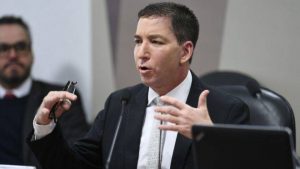 Read more about the article Denúncia contra Glenn Greenwald é sinal de censura e abuso de autoridade