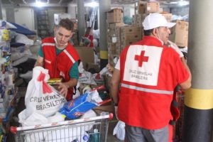 Read more about the article Coletivo Alvorada realiza doações aos atingidos pelas chuvas