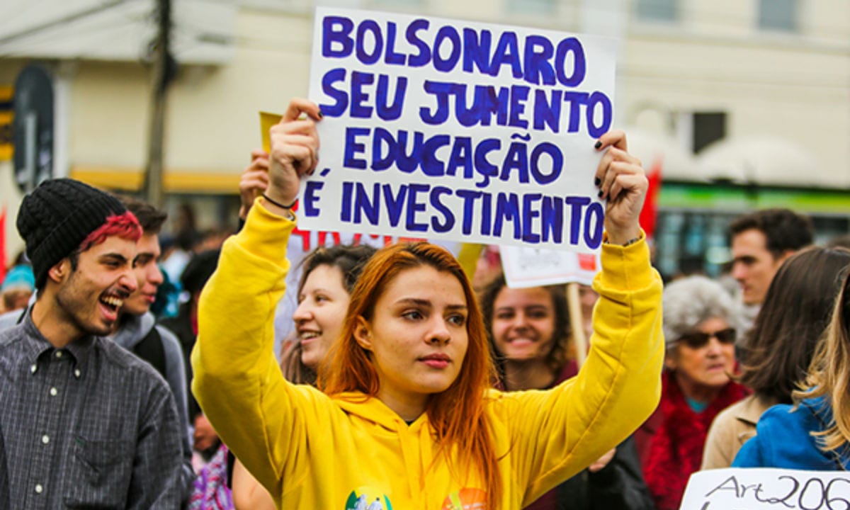 Read more about the article Novo levante estudantil: o que esperar de mobilização para 2020?