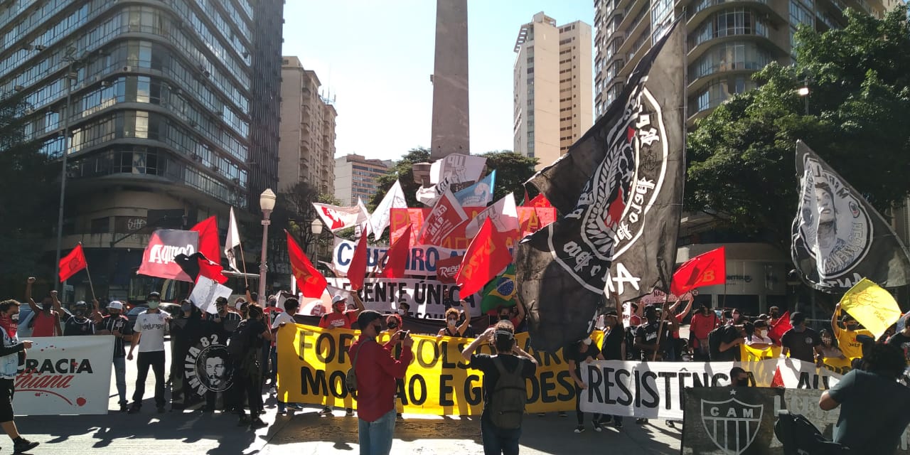 Read more about the article Domingo foi marcado por atos contra o Fascismo e pelo Fora Bolsonaro
