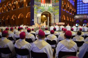 Leia mais sobre o artigo Em “Carta ao Povo de Deus”, 152 bispos criticam “incapacidade” de Jair Bolsonaro