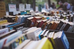 Read more about the article Ameaçado por Guedes, mercado de livros vem dando sinais de recuperação
