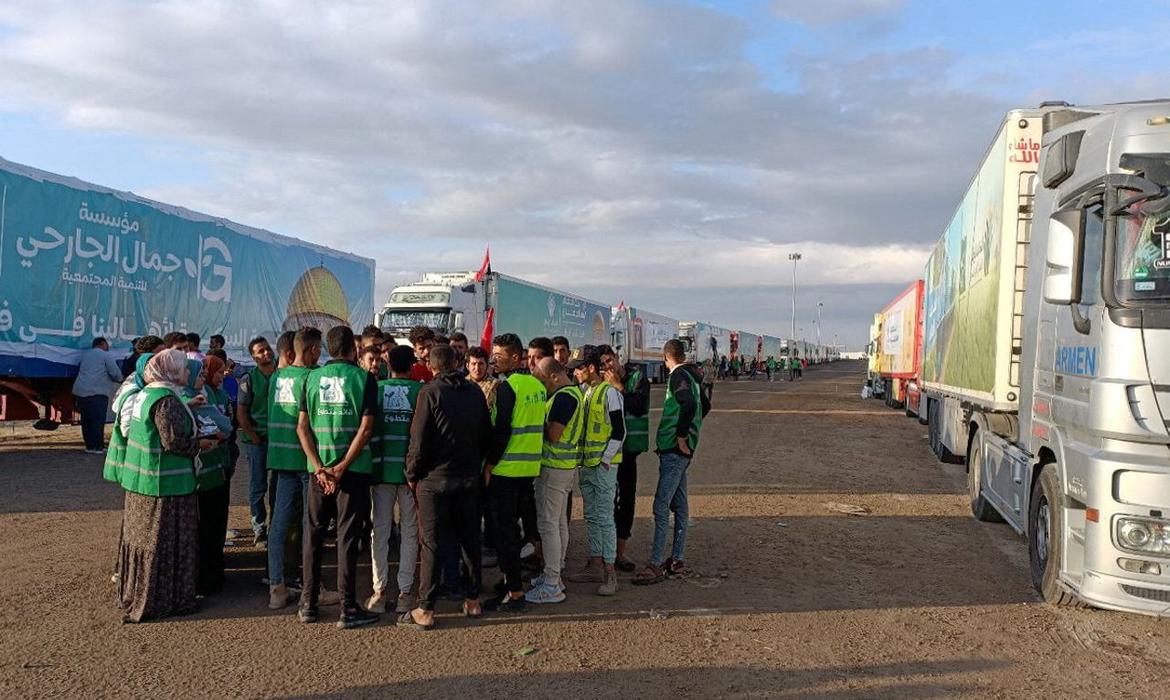 Leia mais sobre o artigo MST envia 2 toneladas de alimentos para vítimas em Gaza com apoio da FAB